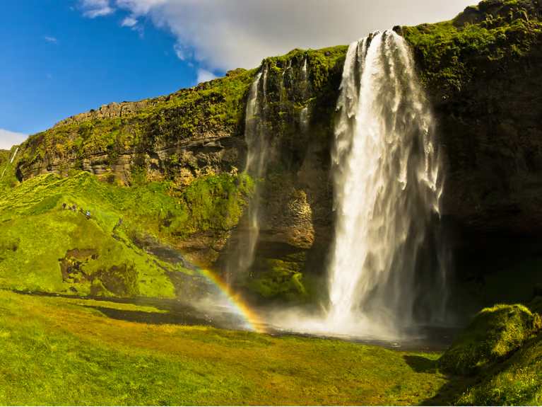 Seljalandsfoss Waterfall